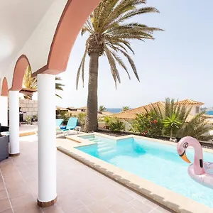 Casa Platano - Private Pool - Ocean View - Bbq - Garden - Terrace - Free Wifi - Child & Pet-friendly - 4 Bedrooms - 8 People Porís de Abona